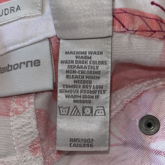 LIZ Claiborne Pink Audra Capris size 16 - Picture 5 of 5